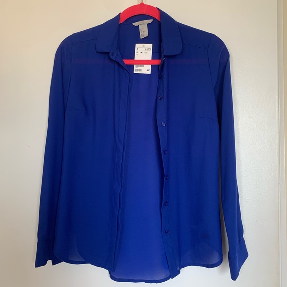 Button up - Picture 1 of 1